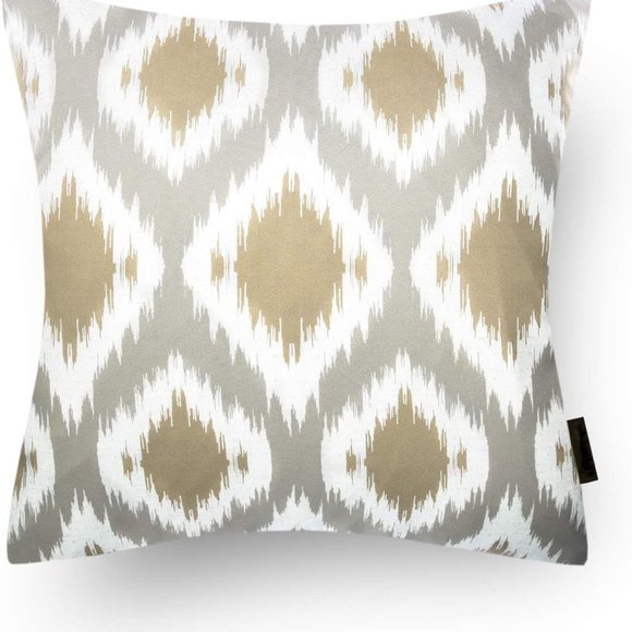 NIB Outdoor Pillow Covers - Picture 2 of 5